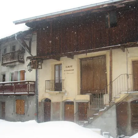 Les Glieres - Champagny-en-vanoise Otel 3*