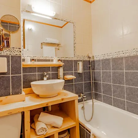 Les Glières - Champagny-en-vanoise Hotel 3*