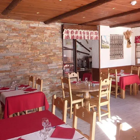 Hotel Les Glieres - Champagny-en-vanoise La Plagne